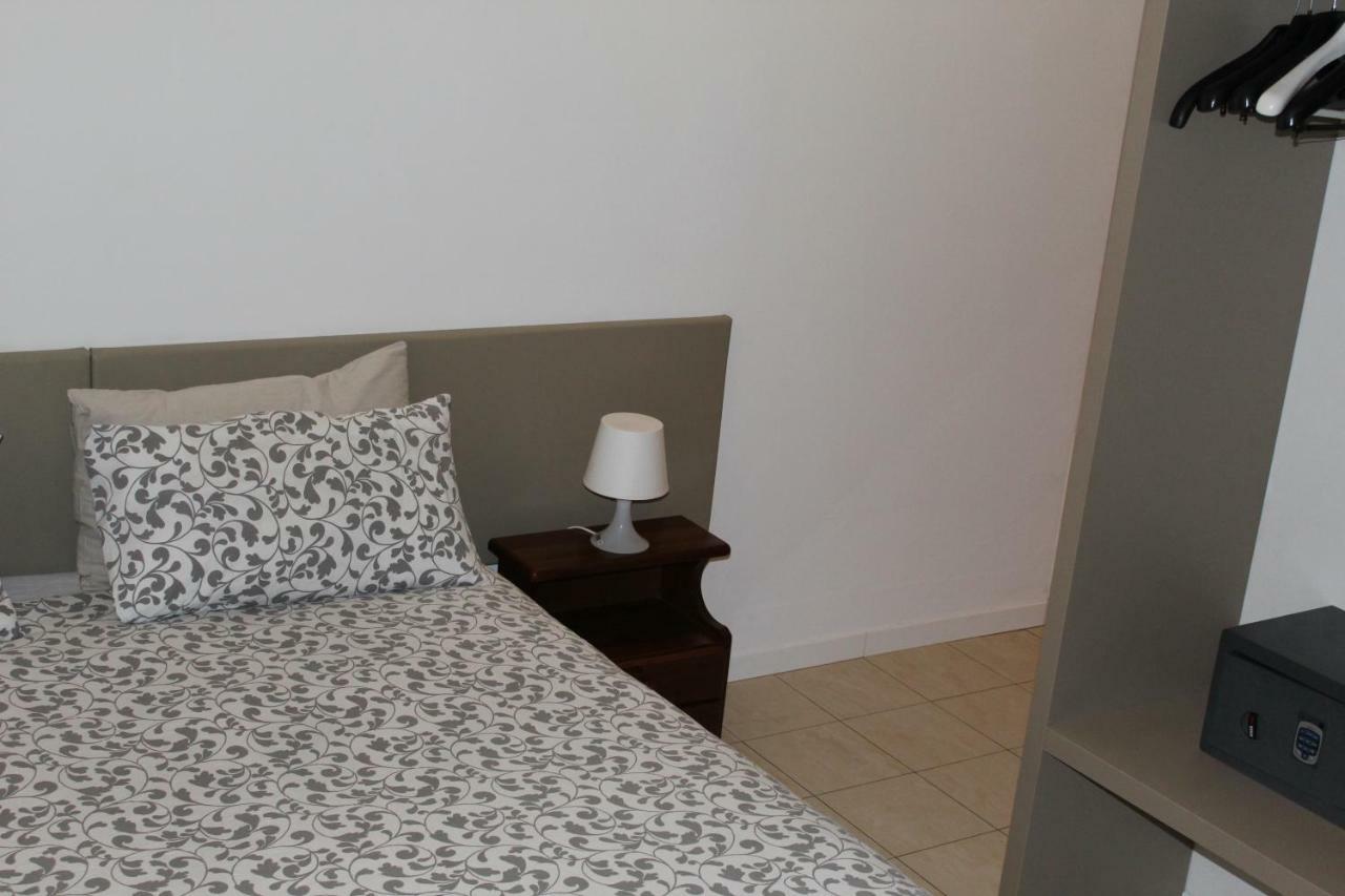 Villa Ferri Apartments Padova Ngoại thất bức ảnh